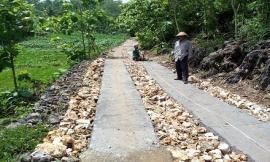 Pembangunan Jalan Usaha Tani (JUT) Padukuhan Bendo, rute Ngipik – Wota wati